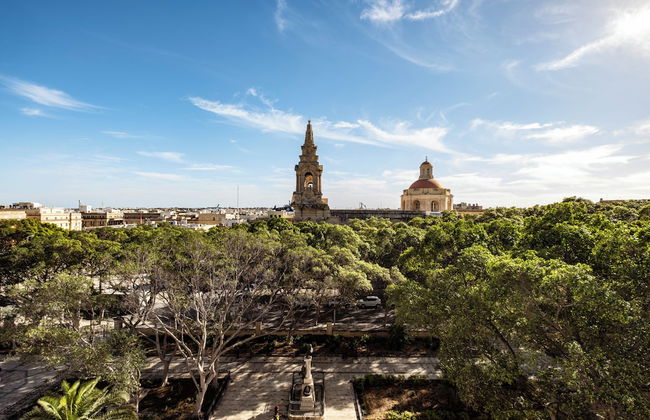 Ellul Living - Photo 63