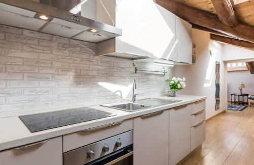 Liberty House - Vicina fermate Bus e Treno per Torino - Photo 5