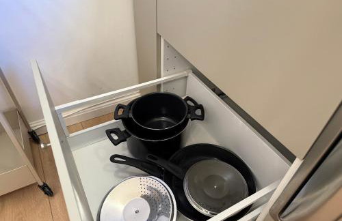 CallMeHome - Navigli Apartment - Authentic Milanese Stay - Foto 17