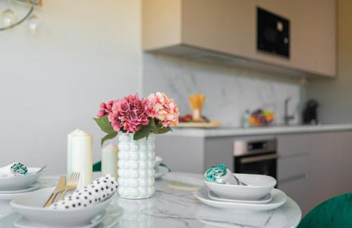 Luxury apartment LaRiv II with pool - Photo 13