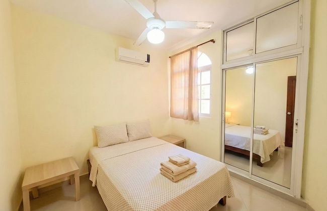 Costambar Ocean Breeze - Beachfront Apartment With Pool - Foto 2