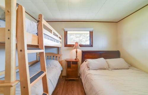 BBQ Ready Lakefront Retreat in Watertown - Foto 20