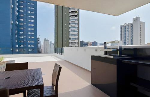 Studio prox shopping Curitiba Wifi, TV a Cabo e ar by UROOMS - Foto 35