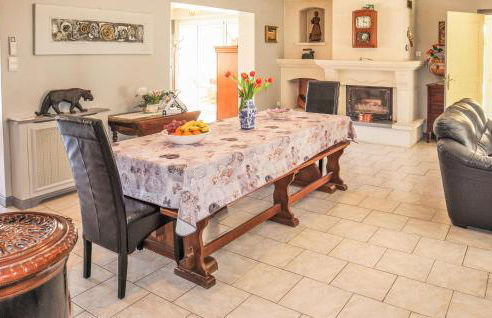 Gorgeous Home In Vernègues - Foto 19