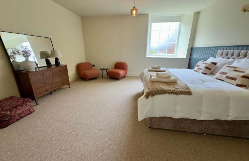 Spacious & stylish riverside apartment in Ross on Wye - Foto 14