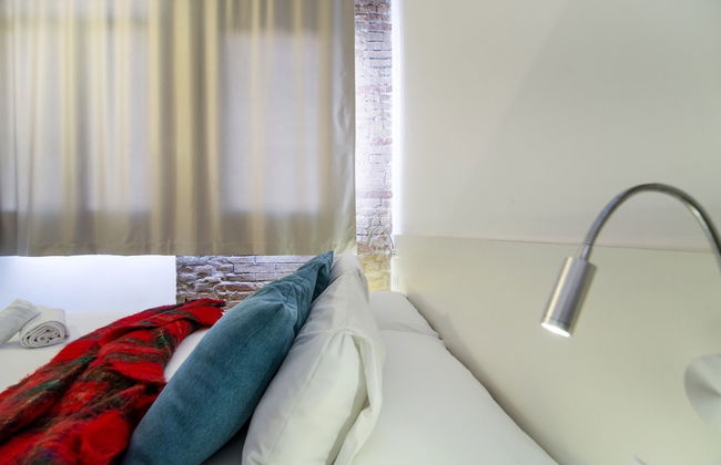 Happy People Sagrada Familia - Foto 2