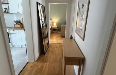 Gemütliches Apartment I Mitten in der Stadt Aschaffenburg I 5 Min HBF I Gegenüber City Galerie - Foto 16