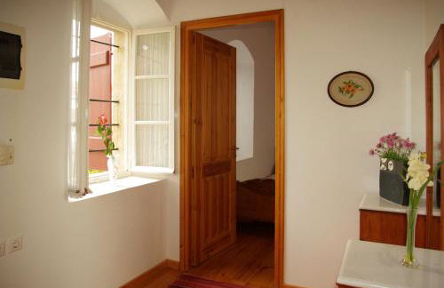 Sior Nikoletos - Photo 24