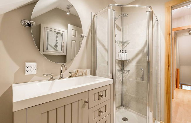 Muskoka Lakeshore Cottage Bliss - Foto 35