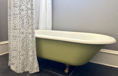 Dragonfly Tremé-Unique - Historic-Heated Salt Pool - Foto 55