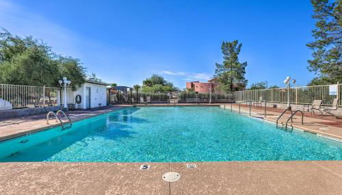 Cozy and Relaxing Eloy Apartment with Pool Access - Foto 2