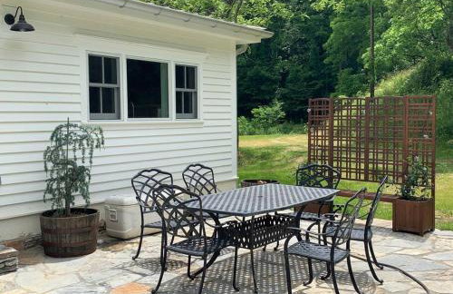 1878 Victorian Farm House near Asheville - Foto 57