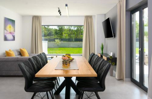 Modern 300m2 Villa - King Beds & Leisure Zone - Foto 19