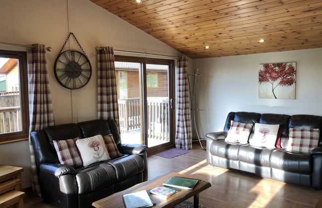 Kingfisher Lodge With Hot Tub Near Cupar, Fife - Foto 8