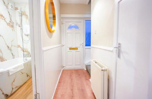 Mayfield House - Photo 14