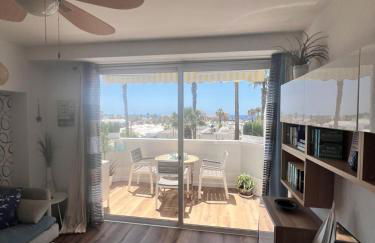 Oceanfront Condo in Playa las Americas With Sea Views - Foto 1