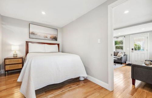 Beachfront Parking Salisbury Beach Retreat - Foto 18