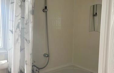 Immaculate 2-Bed Lodge in Monreith - Photo 14