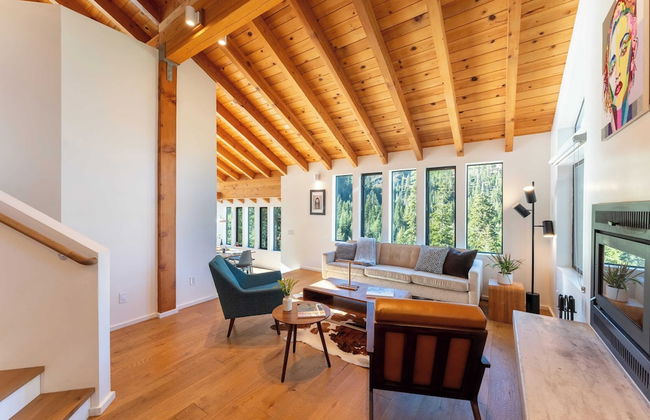 Trapper by Avantstay A+ Interior Design w/ Sauna - Photo 8