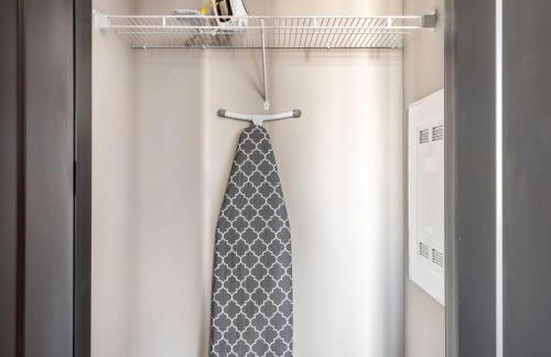 W Loop 1BR w Pool Gym nr Restaurant Row CHI-274 - Foto 11