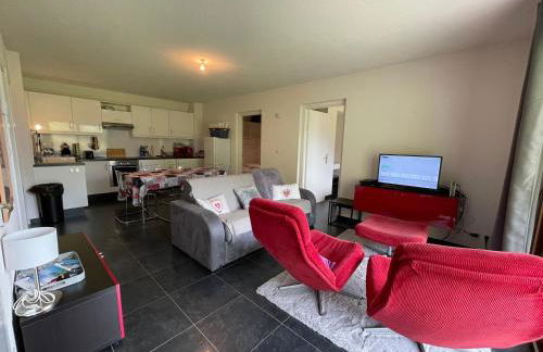 Appartement spacieux avec Wi-Fi et parking, près des télécabines - FR-1-692-30 - Foto 3