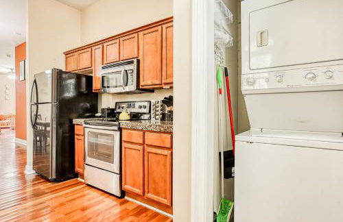 Near Starland & River St - Private Patio & BBQ - Parking - Foto 12