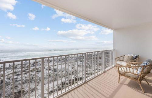 SeaGlass - Oceanfront with expansive balcony - Foto 35