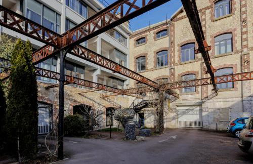 Manhattan Loft - centre - 5 mn à pied gare - parking privé - patio - Photo 15