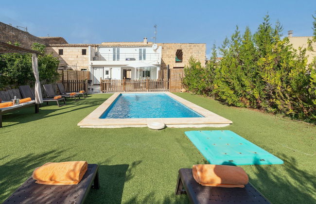 Can Miquel Porro in Llub - Foto 1