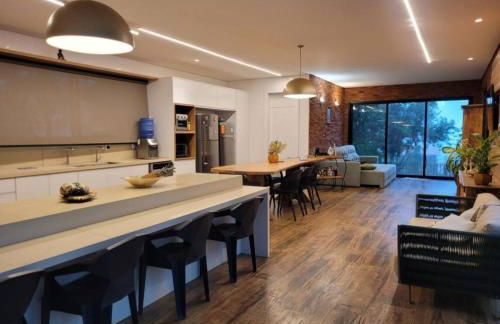 Lindo Sítio Estilo Moderno - Foto 19