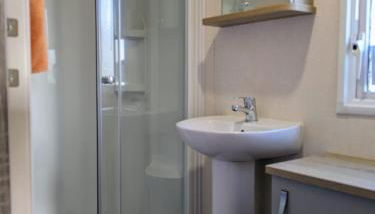 Beautiful Pet Friendly Southerness Caravan With Sea View & Decking Area - Foto 4