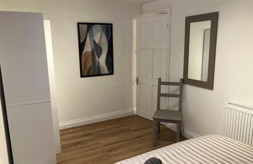 Lovely cottage in Penryn centre with parking - Photo 23