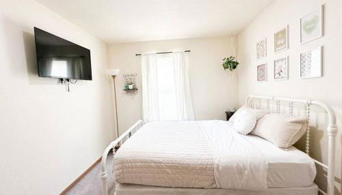 Cozy Weekend Home In Gardner - Photo 4