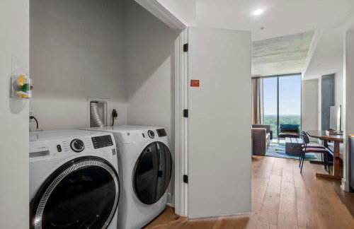 Modern Rainey St Oasis - Pool with Stunning Views - Foto 41