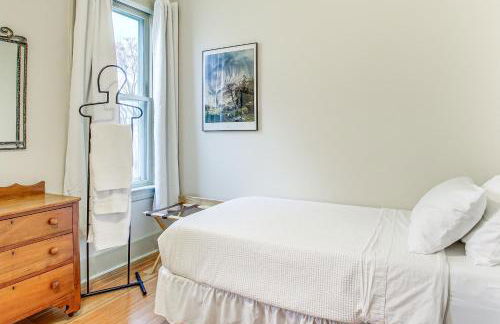 Lovely Elkhart Lake Apartment - Walk to Town! - Foto 15