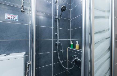 Amazing Apartment Pallini - Near Airport & Metro - Foto 23