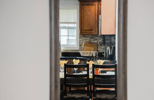 74L - 2BR Quincy - Cozy Couple Hideout near Wollaston Beach - Foto 16