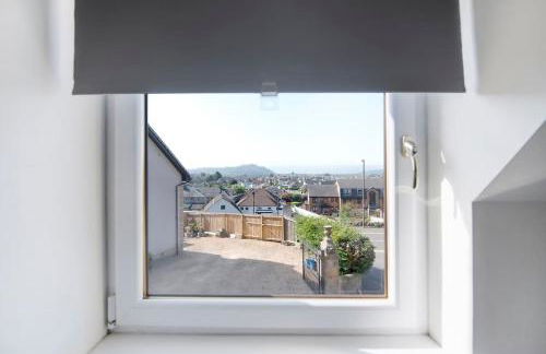 Wallace's Rest - Photo 12