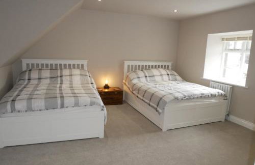 Apartment 4 Tomlinsons Apartments - Photo 8