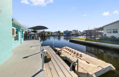 Waterfront Paradise on Hernando Beach - Foto 23