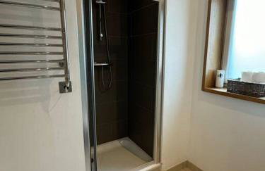 Sleep 5 in Mayfair St James Soho Cov7 - Photo 6