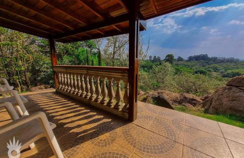 Chalé europeu com vista para natureza no interior - Foto 3