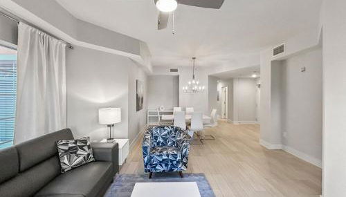 Family-Friendly 3-Bedroom Condo for 6 and 5 min to Disney - Photo 2