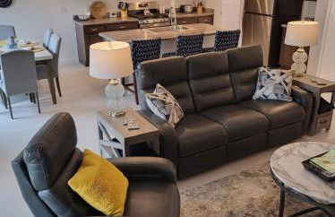 5991 Z5 VILLAGE OF ST. CATHERINE by REMAX Premier - Foto 9