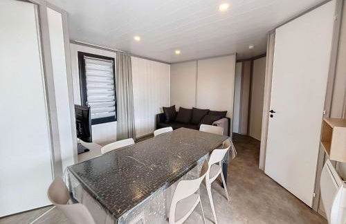 Chalet de Standing 6 Pers. à Jullouville - Piscine Chauffée, Plage à Proximité, Wi-Fi Inclus - FR-1-361-536 - Foto 7