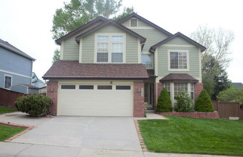 Amazing 4 Bedroom House with nice Backyard - Foto 1