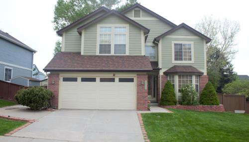 Amazing 4 Bedroom House with nice Backyard - Foto 1