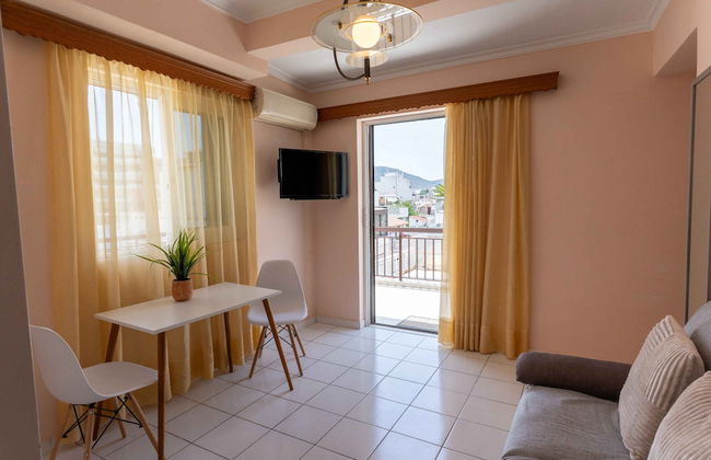 Phaedrus Living Xalkida Sunlit Marron - Photo 1