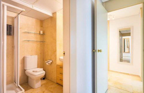 Vistas a Plaza de España y Parking Gratuito - Foto 18