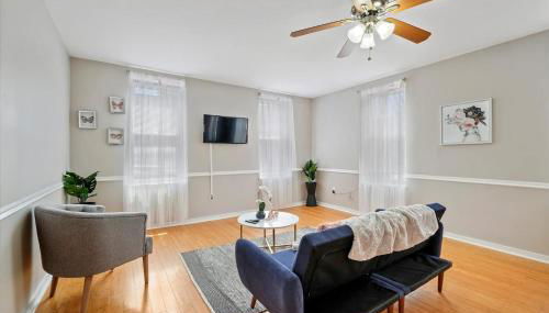 Cozy 1BR w Deck Near Rittenhouse - Foto 4